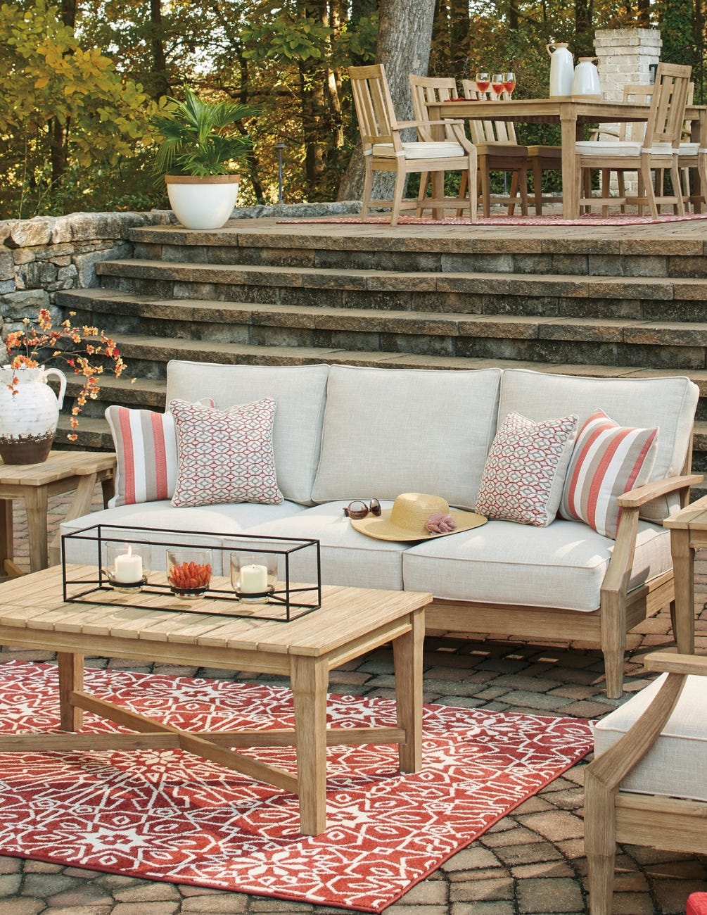 Patio & Outdoor